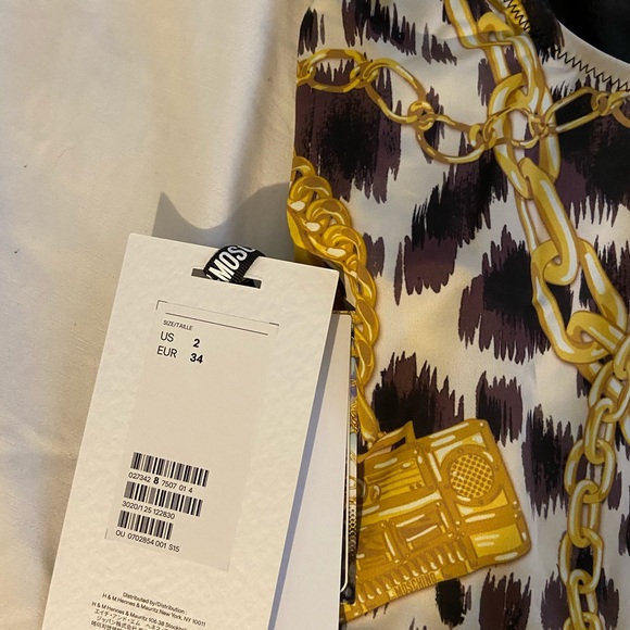 Moschino x H&M bodysuit size 2 NWT - Picture 5 of 5